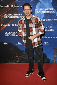 Weltpremiere der Produktion 'Legenden des Nachthimmels' in Berlin