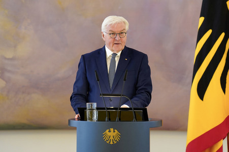Verleihung des Verdienstordens der Bundesrepublik Deutschland an Ministerpräsidentinnen und Ministerpräsidenten in Berlin