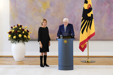 Verleihung des Verdienstordens der Bundesrepublik Deutschland an Ministerpräsidentinnen und Ministerpräsidenten in Berlin