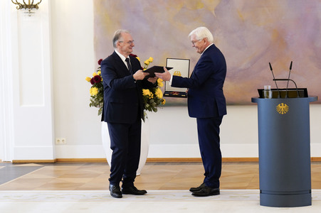 Verleihung des Verdienstordens der Bundesrepublik Deutschland an Ministerpräsidentinnen und Ministerpräsidenten in Berlin