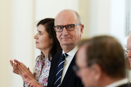 Verleihung des Verdienstordens der Bundesrepublik Deutschland an Ministerpräsidentinnen und Ministerpräsidenten in Berlin