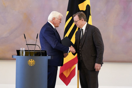Verleihung des Verdienstordens der Bundesrepublik Deutschland an Ministerpräsidentinnen und Ministerpräsidenten in Berlin