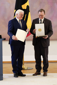 Verleihung des Verdienstordens der Bundesrepublik Deutschland an Ministerpräsidentinnen und Ministerpräsidenten in Berlin