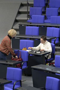 140. Sitzung des Deutschen Bundestages in Berlin