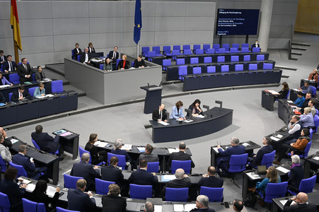 140. Sitzung des Deutschen Bundestages in Berlin