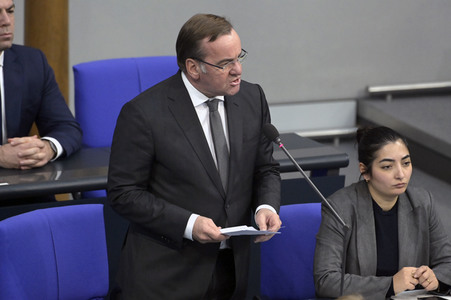 140. Sitzung des Deutschen Bundestages in Berlin