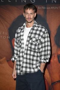 Filmpremiere 'Falling Into Place' in Berlin