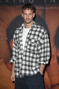 Filmpremiere 'Falling Into Place' in Berlin