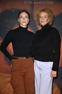 Filmpremiere 'Falling Into Place' in Berlin