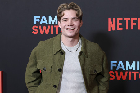 Filmpremiere 'Family Switch' in Los Angeles