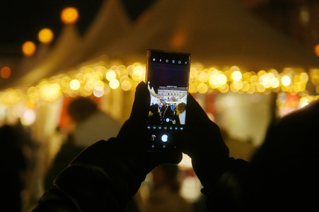 WeihnachtsZauber Gendarmenmarkt 2023 in Berlin