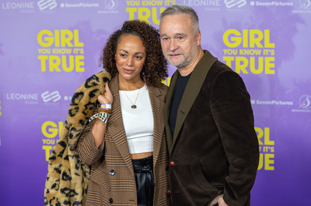 Filmpremiere 'Girl You Know It's True' in München