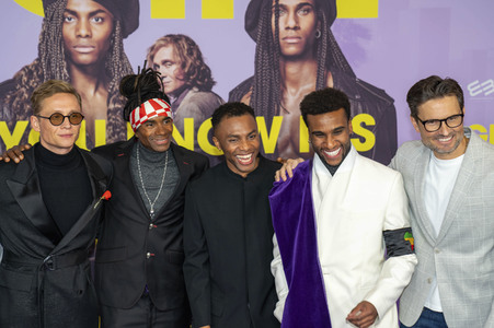 Filmpremiere 'Girl You Know It's True' in München