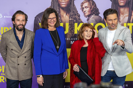 Filmpremiere 'Girl You Know It's True' in München