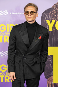 Filmpremiere 'Girl You Know It's True' in München