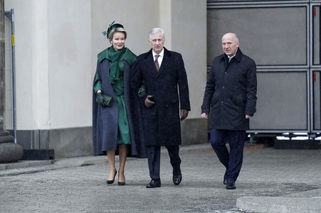 König Philippe und Königin Mathilde von Belgien am Brandenburger Tor in Berlin
