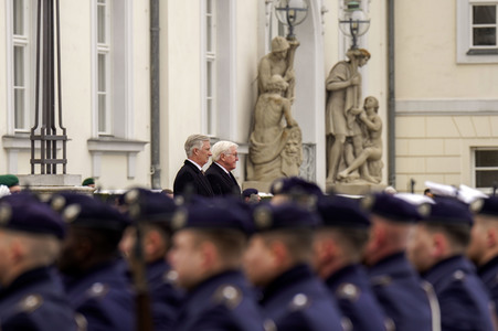 Begrüßung von König Philippe und Königin Mathilde von Belgien mit militärischen Ehren in Berlin