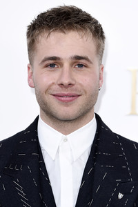Season 6 Premiere 'The Crown' in London