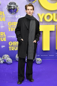 Filmpremiere 'Girl You Know It's True' in Berlin