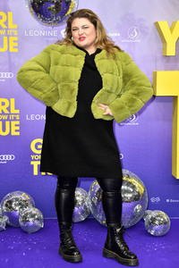 Filmpremiere 'Girl You Know It's True' in Berlin