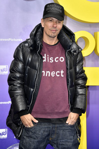 Filmpremiere 'Girl You Know It's True' in Berlin