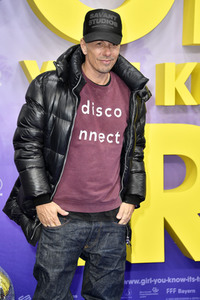 Filmpremiere 'Girl You Know It's True' in Berlin