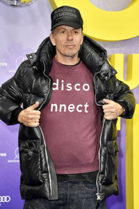 Filmpremiere 'Girl You Know It's True' in Berlin