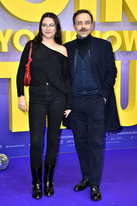Filmpremiere 'Girl You Know It's True' in Berlin