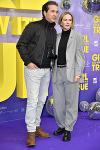 Filmpremiere 'Girl You Know It's True' in Berlin