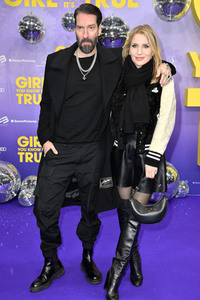 Filmpremiere 'Girl You Know It's True' in Berlin
