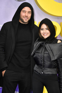 Filmpremiere 'Girl You Know It's True' in Berlin
