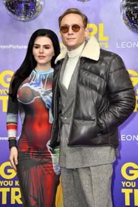 Filmpremiere 'Girl You Know It's True' in Berlin