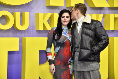 Filmpremiere 'Girl You Know It's True' in Berlin