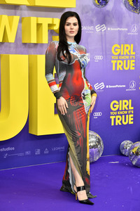 Filmpremiere 'Girl You Know It's True' in Berlin