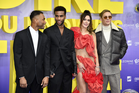 Filmpremiere 'Girl You Know It's True' in Berlin