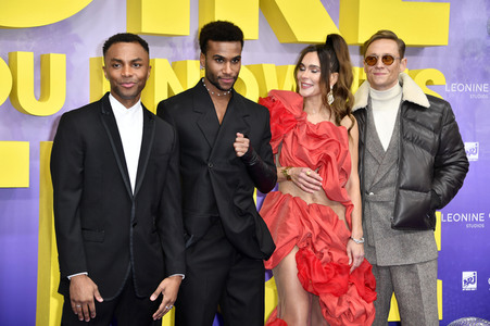 Filmpremiere 'Girl You Know It's True' in Berlin