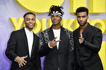 Filmpremiere 'Girl You Know It's True' in Berlin