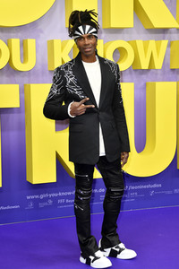 Filmpremiere 'Girl You Know It's True' in Berlin