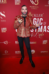 Glööckler Magic Christmas for Kids in Berlin
