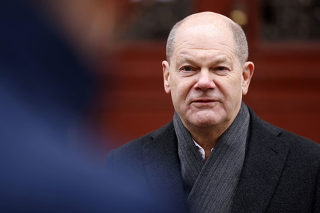 Olaf Scholz beim Besuch des Deutschen Geoforschungszentrums und des Potsdam-Instituts für Klimafolgenforschung in Potsdam