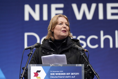 Solidaritätskundgebung 'Nie Wieder Ist Jetzt! - Deutschland steht auf' in Berlin