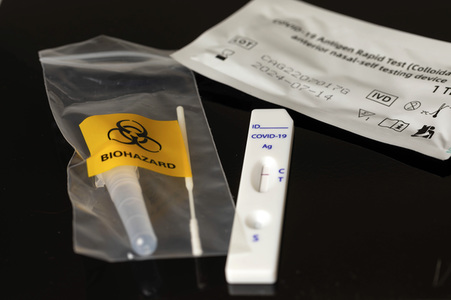 Symbolfoto Corona Schnelltest