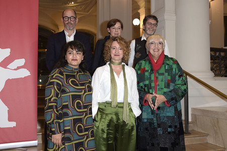Pressekonferenz zur Vorstellung der neuen Berlinale-Leitung in Berlin