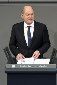 143. Sitzung des Deutschen Bundestages in Berlin