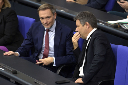 143. Sitzung des Deutschen Bundestages in Berlin