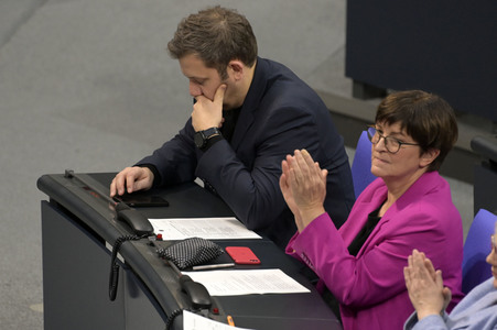 143. Sitzung des Deutschen Bundestages in Berlin
