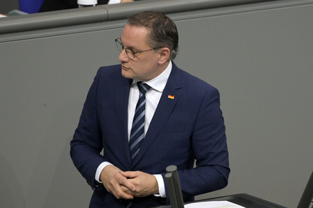 143. Sitzung des Deutschen Bundestages in Berlin