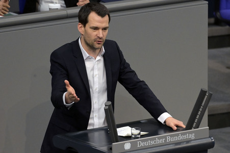 143. Sitzung des Deutschen Bundestages in Berlin