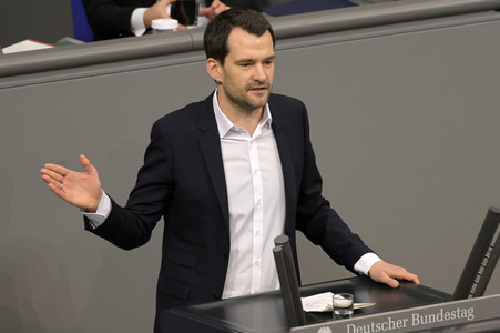 143. Sitzung des Deutschen Bundestages in Berlin