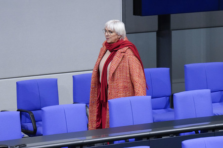 143. Sitzung des Deutschen Bundestages in Berlin